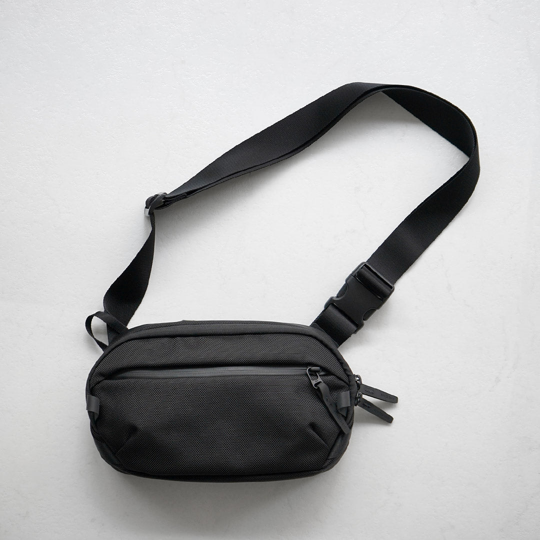 AER / Day Sling 4 Shoulder Bag
