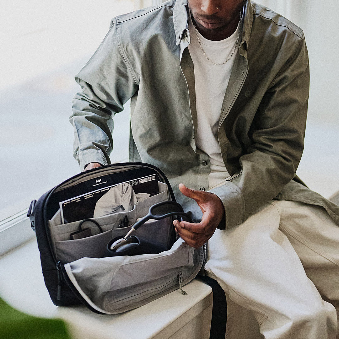 Aer / Tech Sling 3