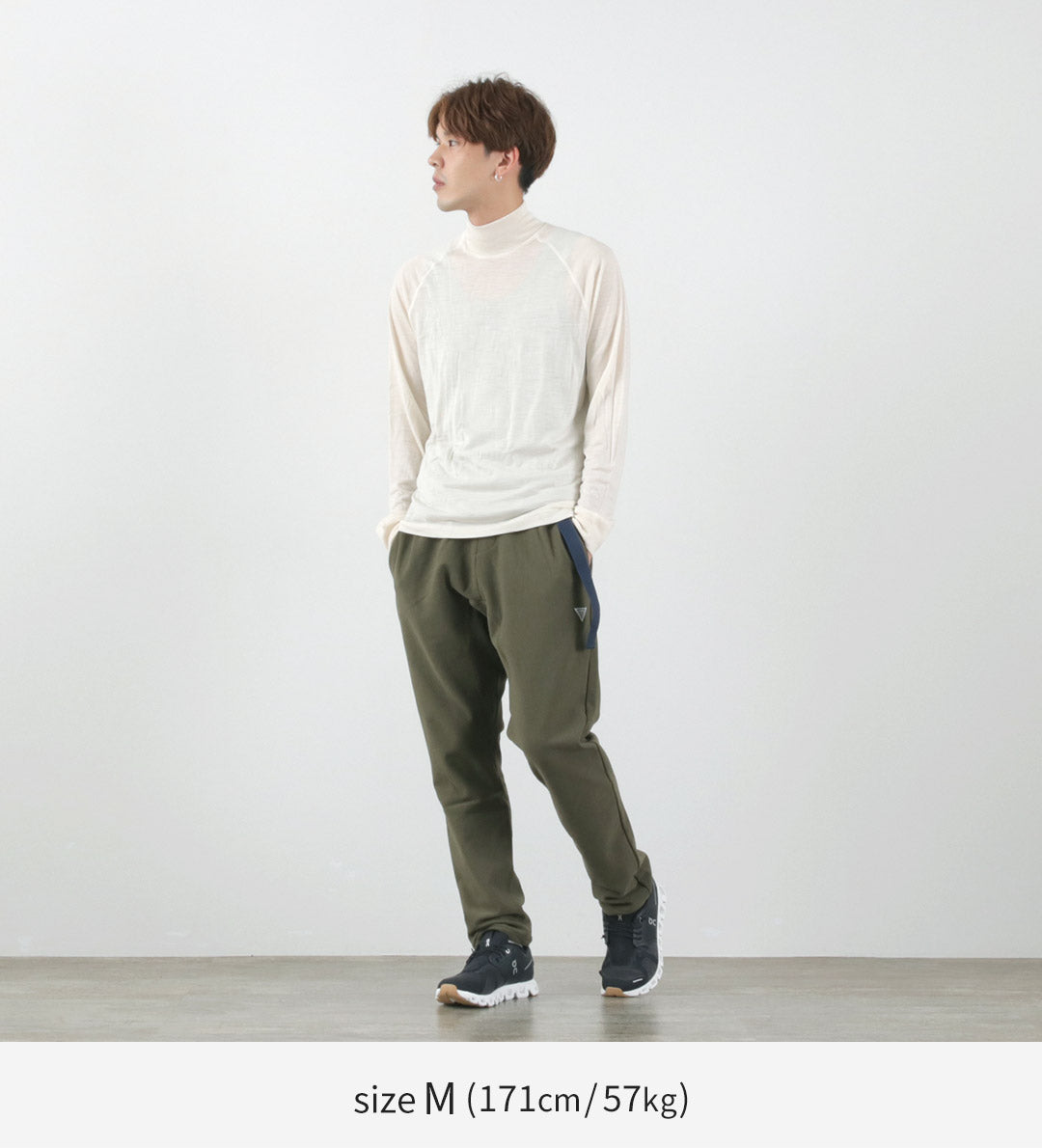 Houdini / M 's 활동가 Turtleneck