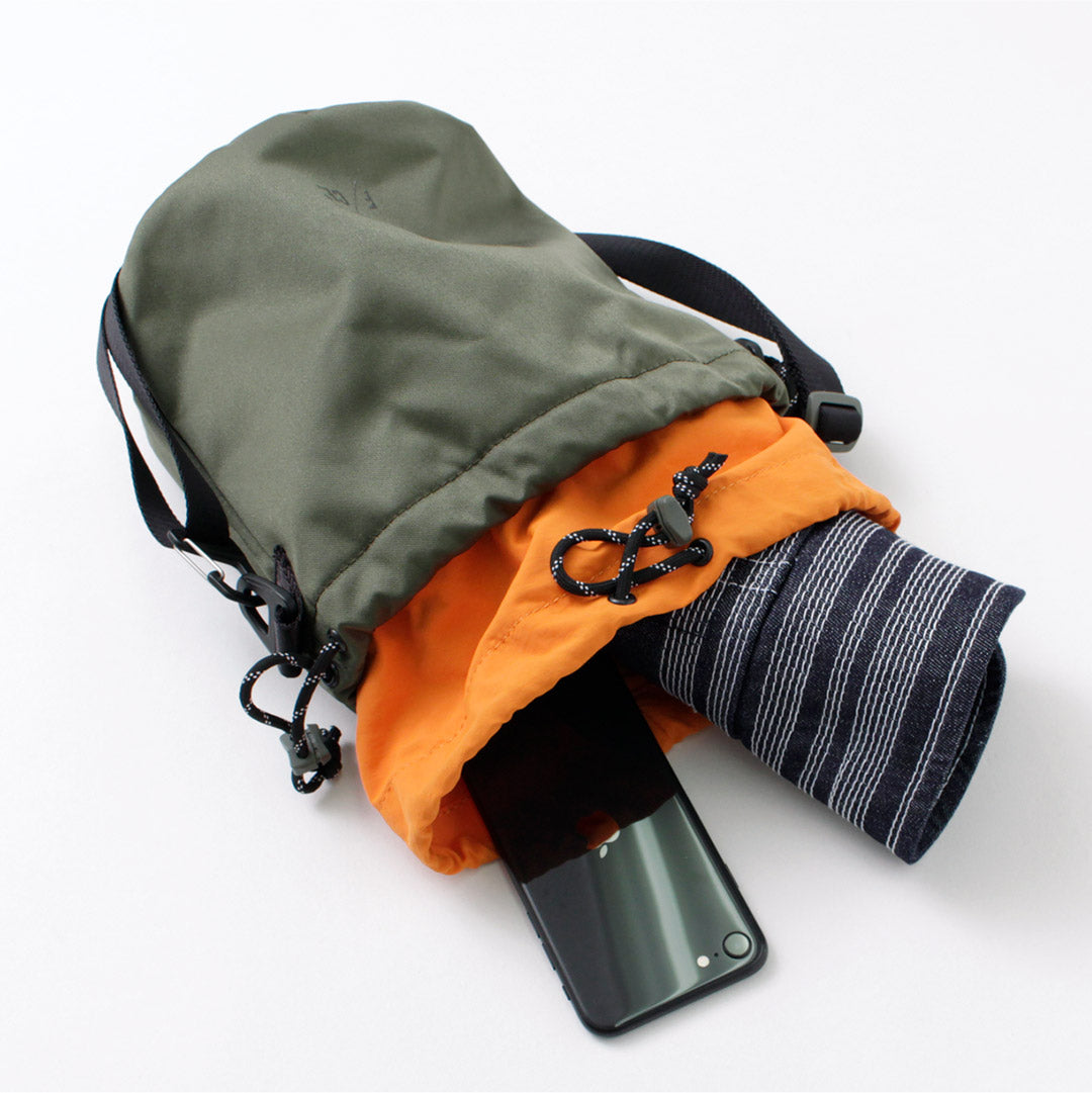BLUE BOOKS CO. / Random Sailor