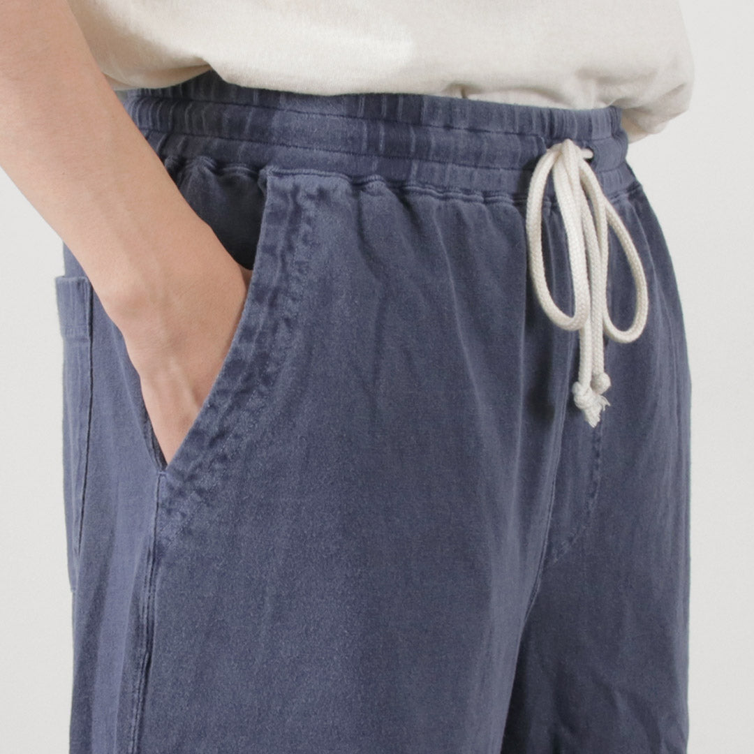 Buenos pantalones cortos de encendido / tee