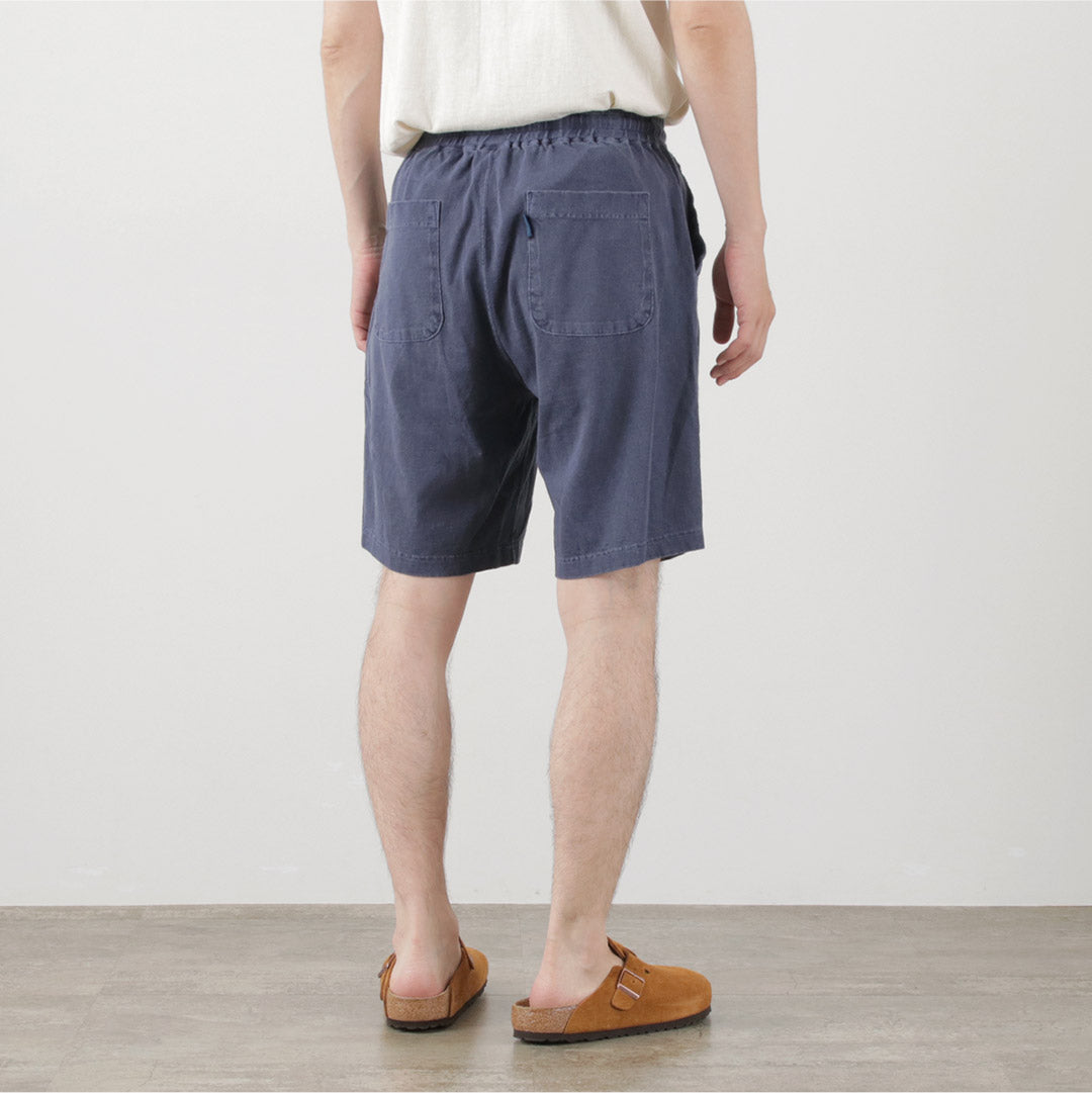 Buenos pantalones cortos de encendido / tee