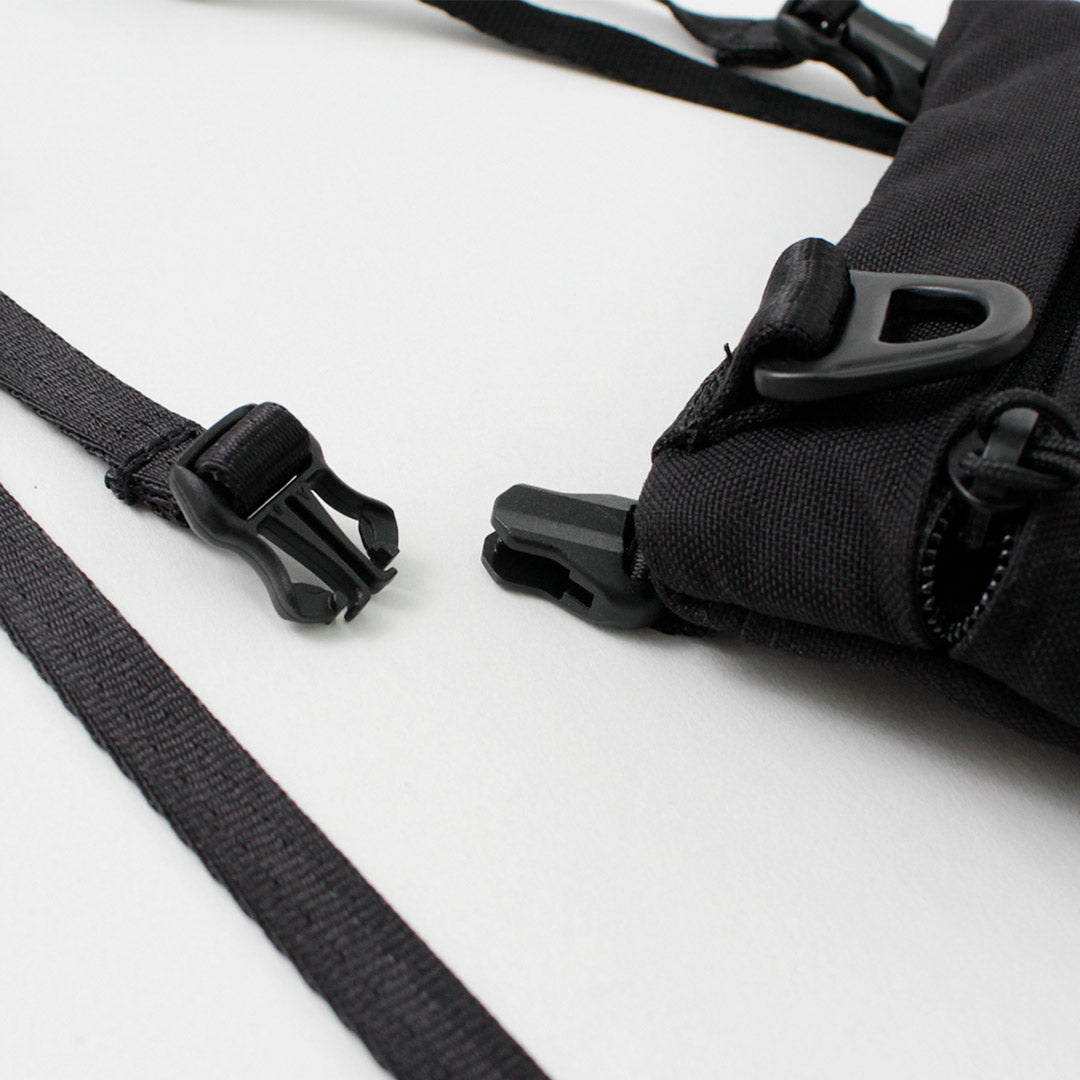 F / ce. / Pouche verticale résistante au feu Cordura