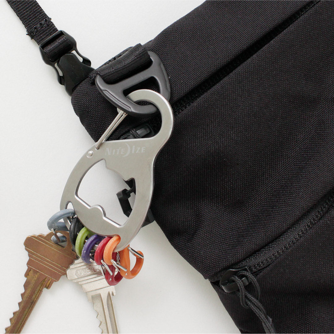 F / ce. / Pouche verticale résistante au feu Cordura