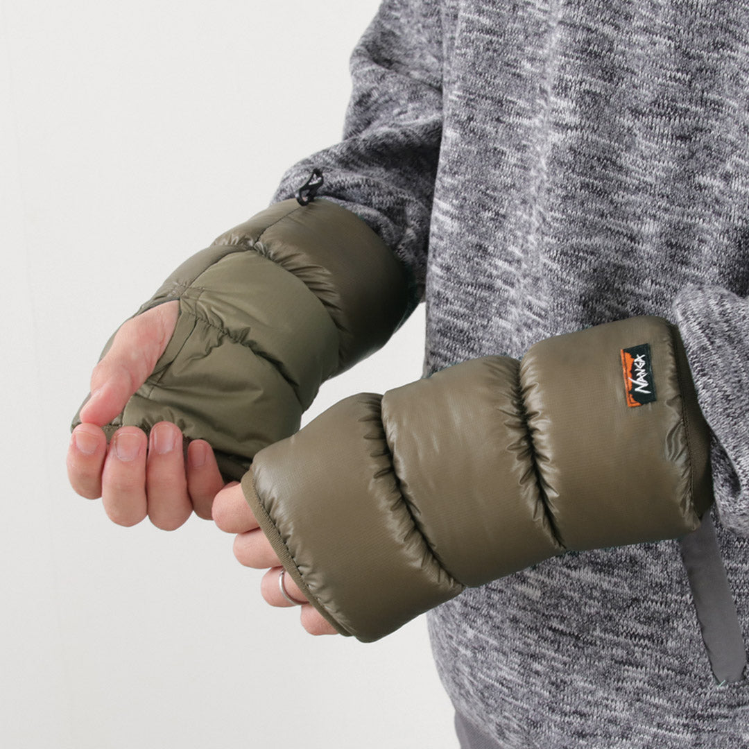 NANGA / Mountain Lodge Down Wrist Gaiter
