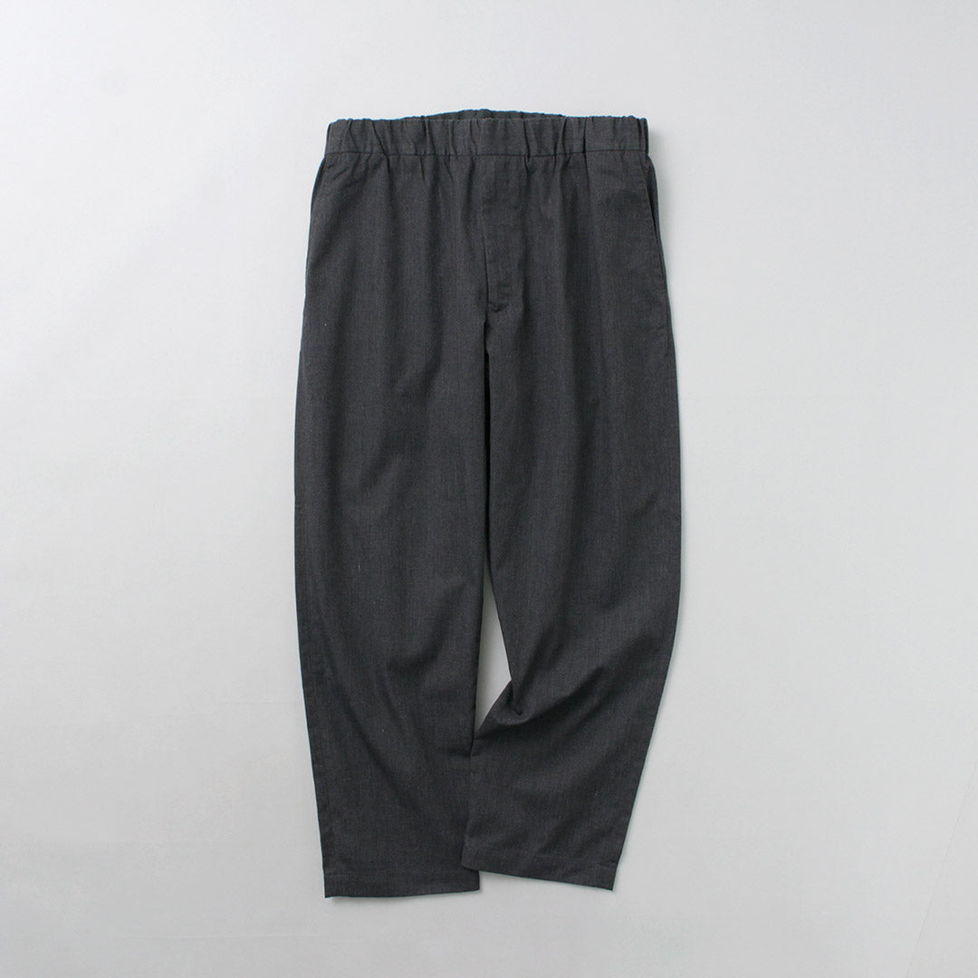 Fujito / pantalones fáciles