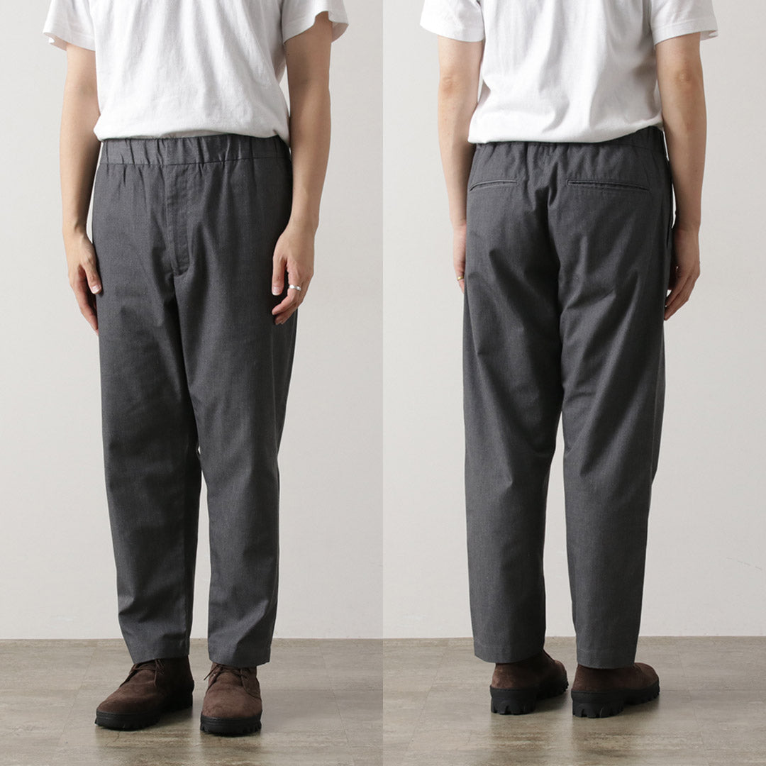 Fujito / pantalones fáciles
