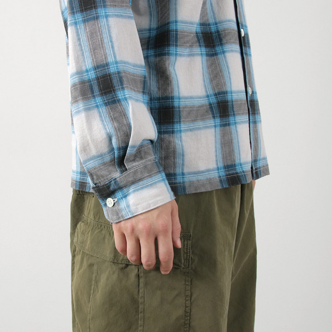 Bonne chemise ouverte à manches longues sur / ombre
