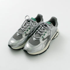 silver / UK8