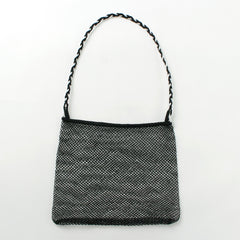 black / Free