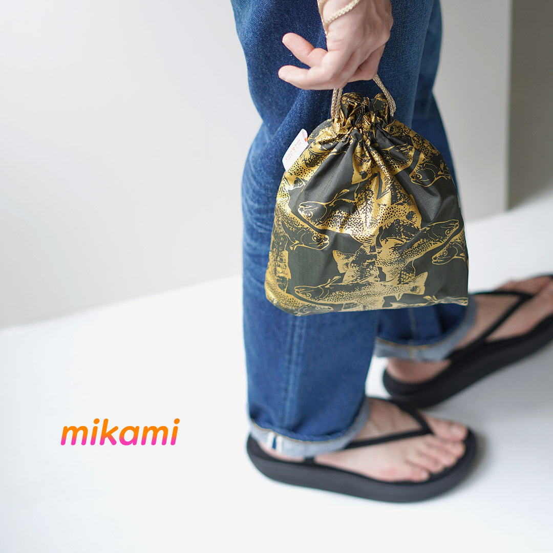 Bolso de hombro con lápiz nylon mikami / estampado