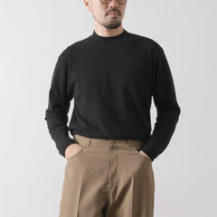 black / 3