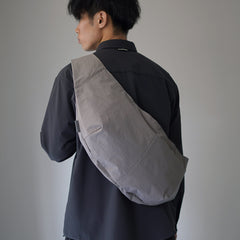 gray / Free