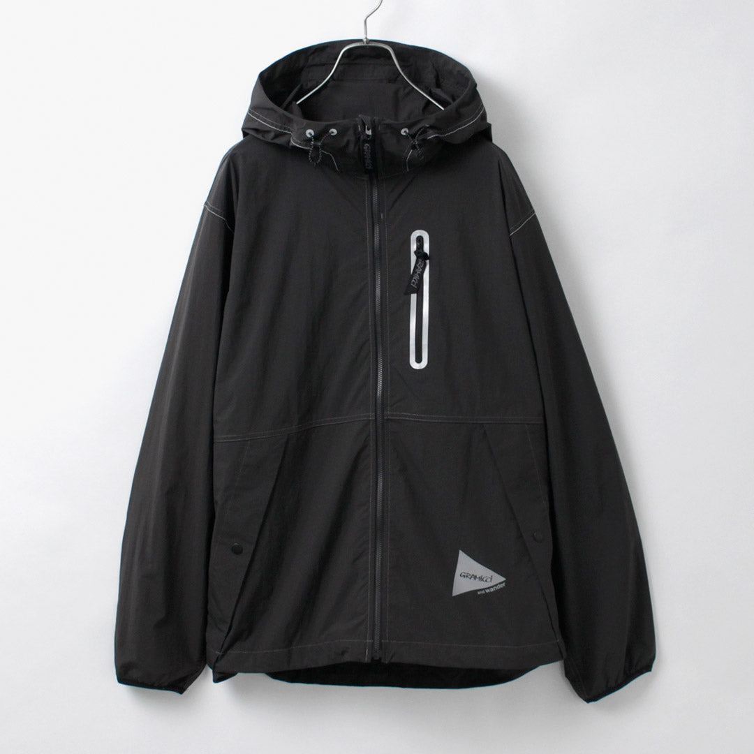 AND WANDER / Gramicci Collaboration Blush Nylon Jacket