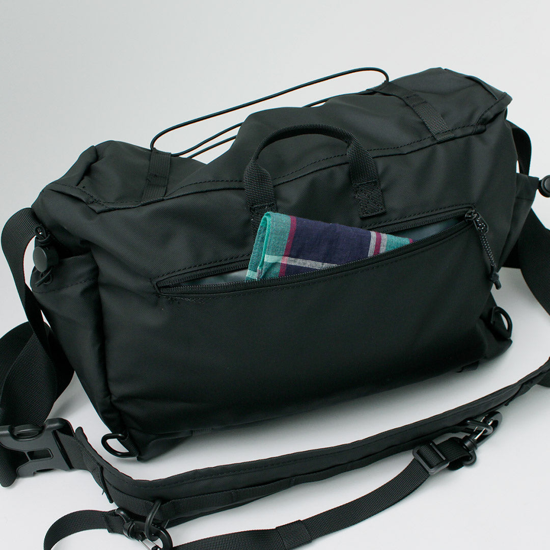 ELLIKER / Walden Messenger Bag 15L