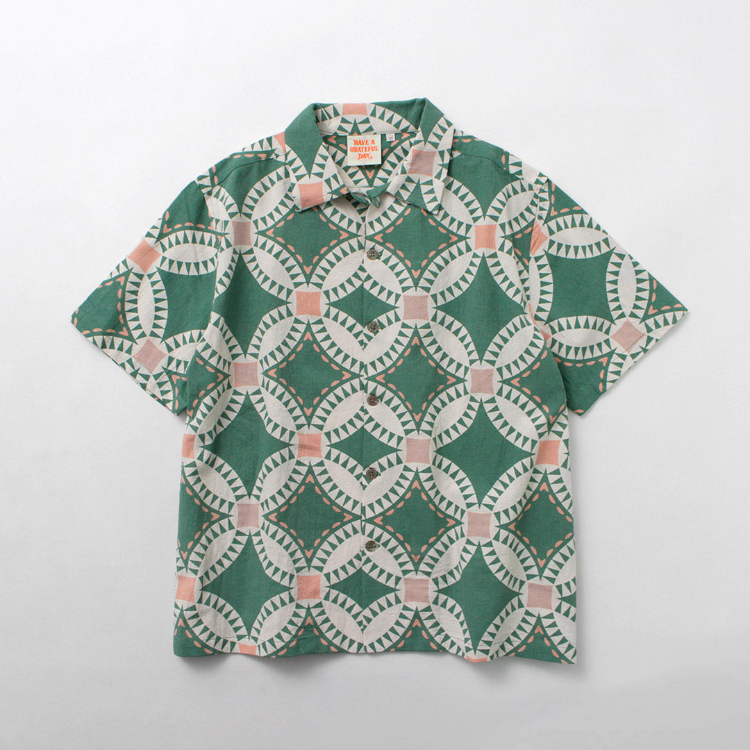 HAVE A GRATEFUL DAY / Open Collar Short Sleeve Shirt Vintage Quilt Print
