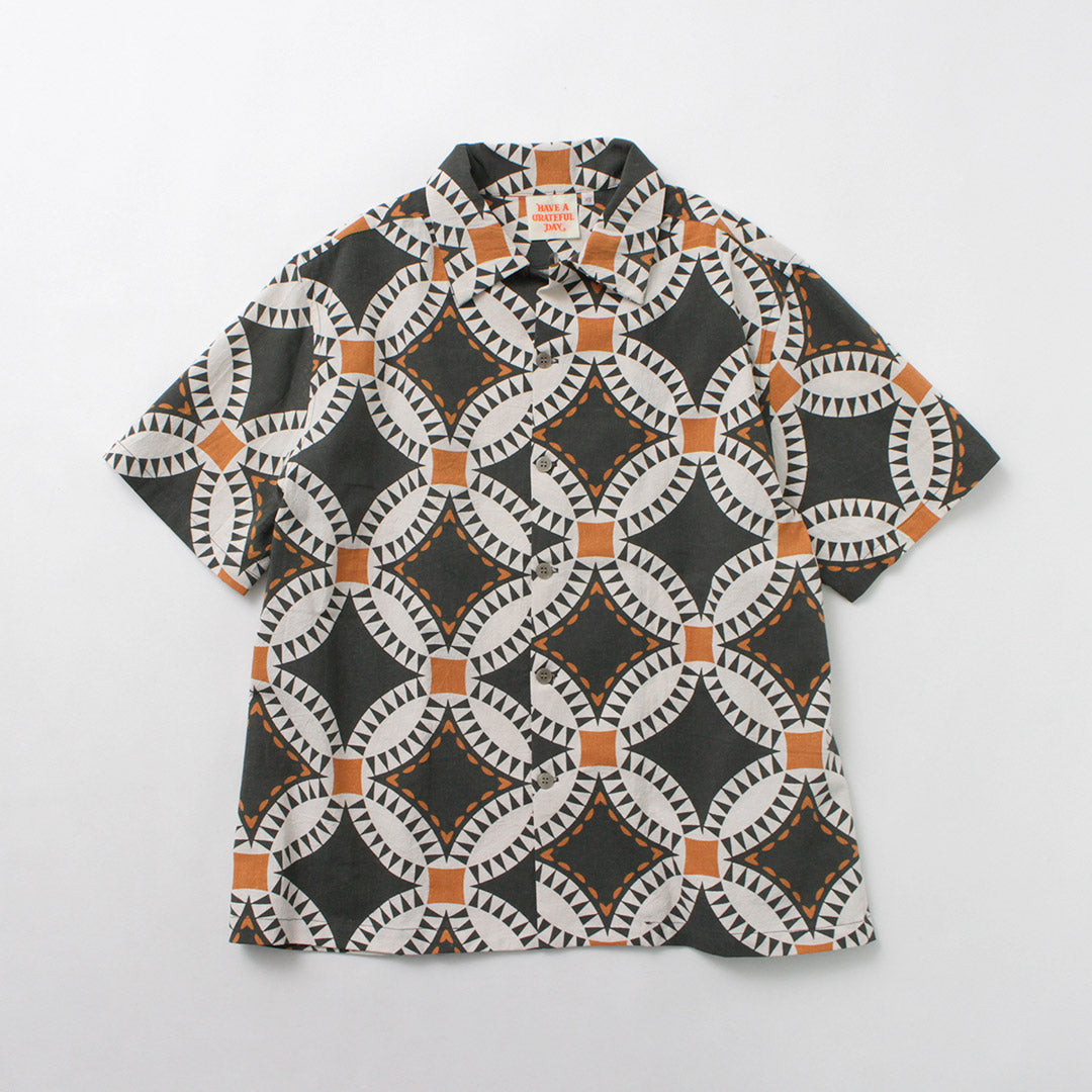 HAVE A GRATEFUL DAY / Open Collar Short Sleeve Shirt Vintage Quilt Print