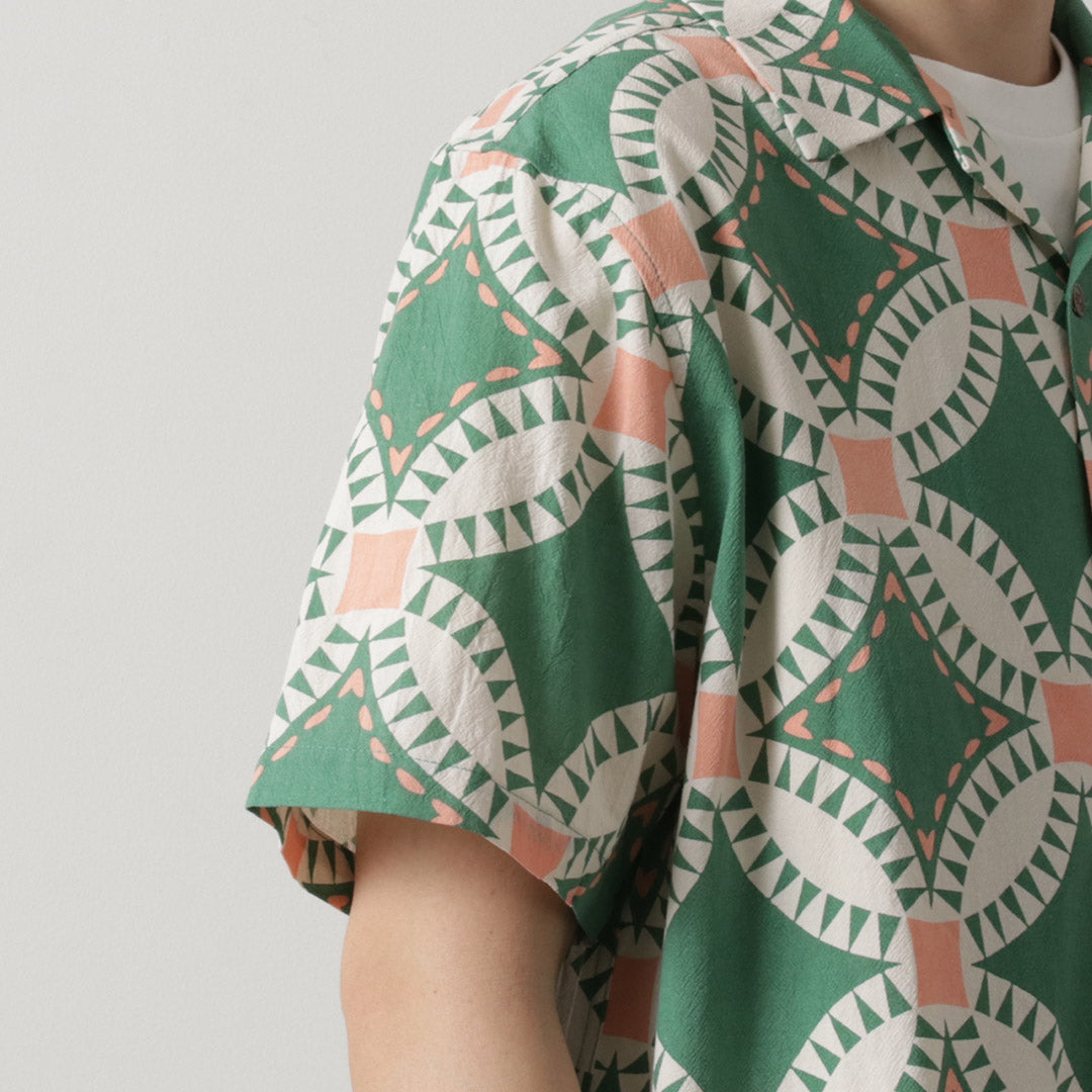 HAVE A GRATEFUL DAY / Open Collar Short Sleeve Shirt Vintage Quilt Print