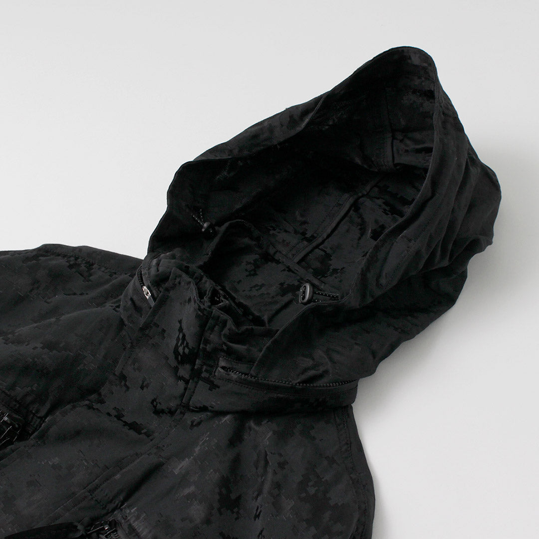WHITE MOUNTAINEERING / Wild Things Collaboration Digital Camo Cargo Short Jacket