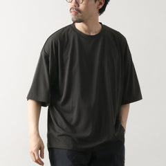 black / M