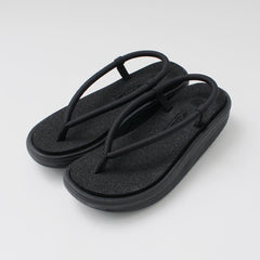 black / 40