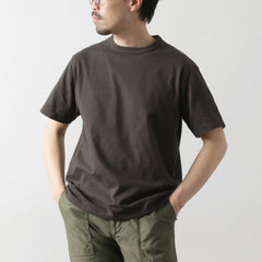 black / M