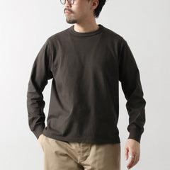 black / M