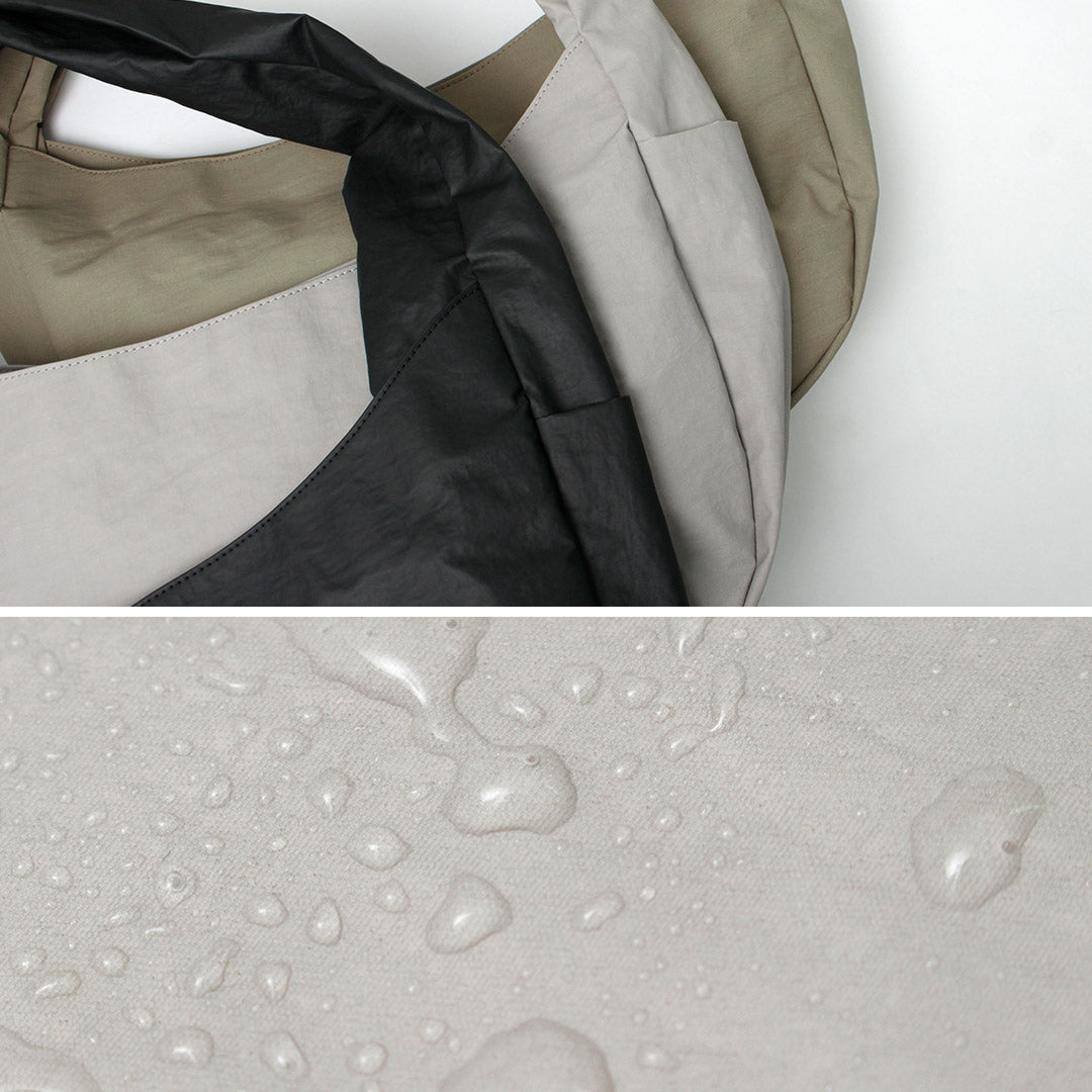 TIDEWAY / GRIZZLY Crescent Shoulder Bag