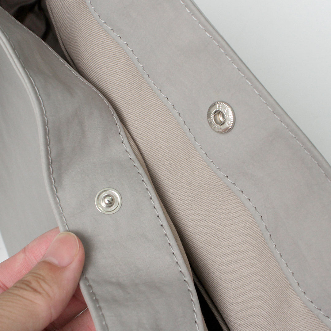TIDEWAY / GRIZZLY Crescent Shoulder Bag