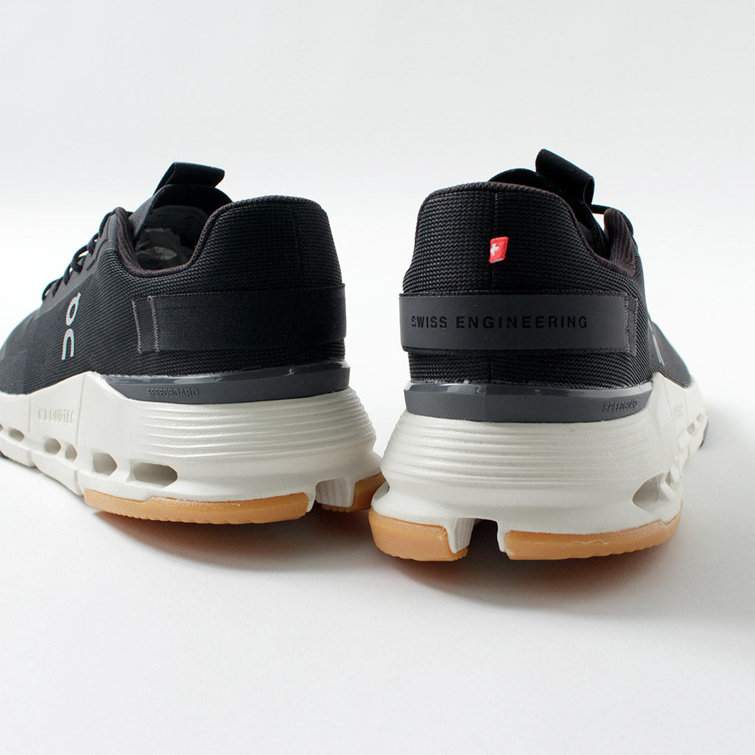 ON / Cloud Nova Form 2 Sneakers