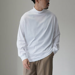 white / S