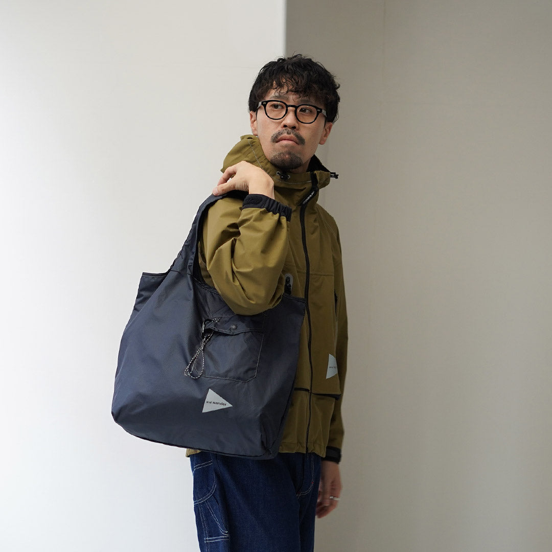 AND WANDER / Glosario Bolso de bolsillo