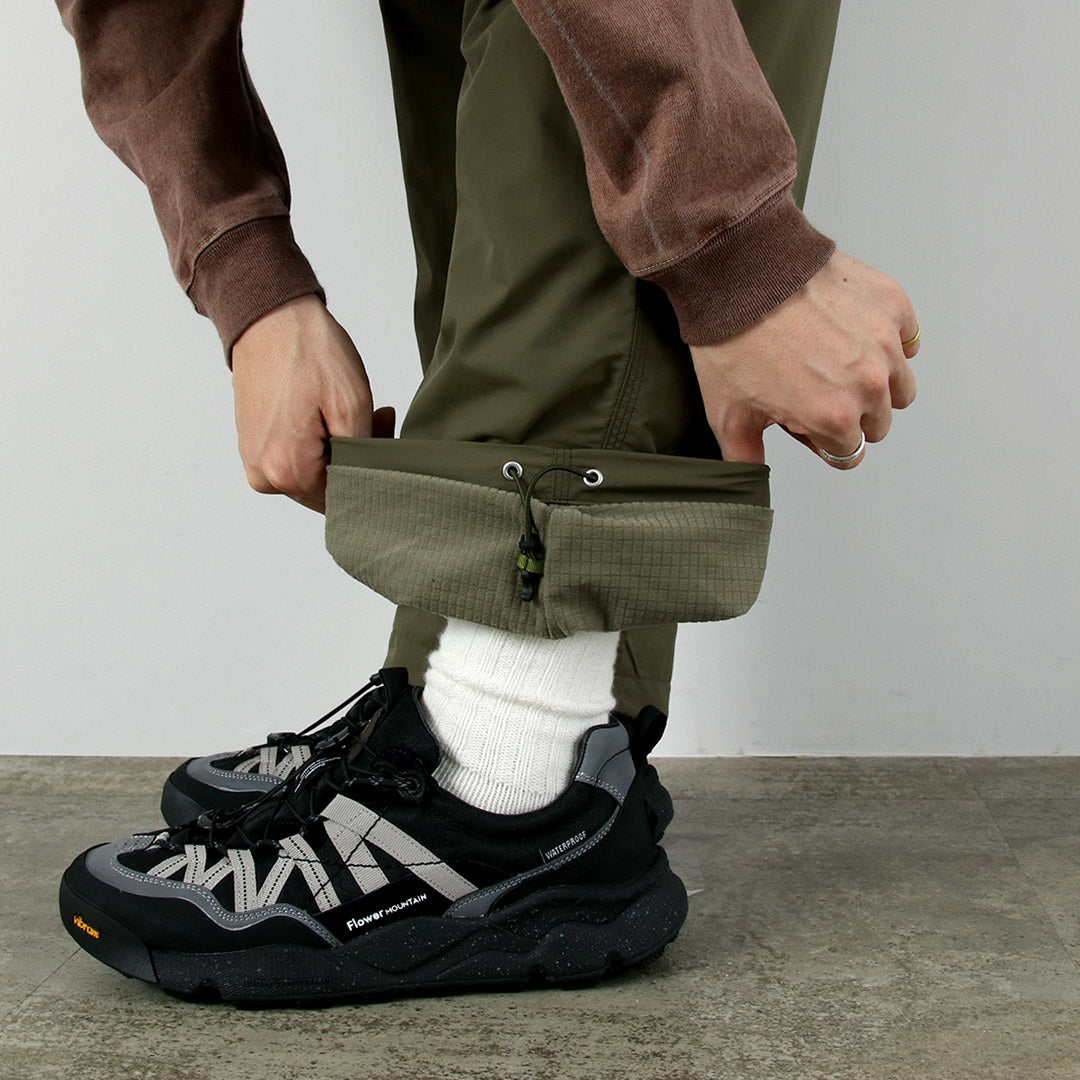 NANGA / Pantalones cálidos y fáciles