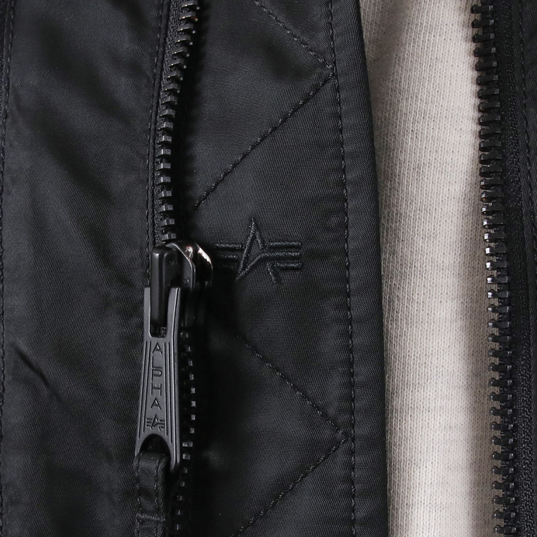WHITE MOUNTAINEERING / Alpha Industries 콜라보레이션 MA-1 재킷