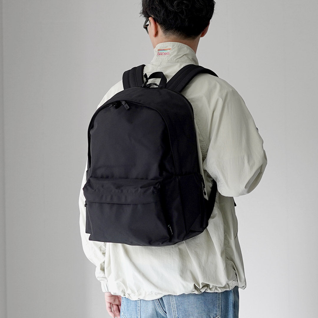 LC EN MINÚSCULAS / Mochila 01