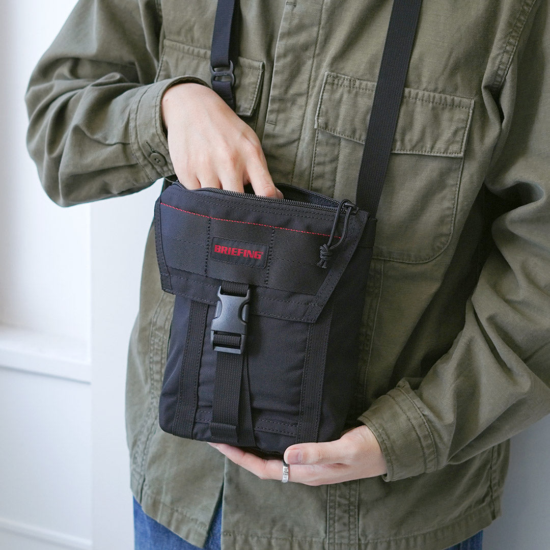 简报 / Jet 高肩包