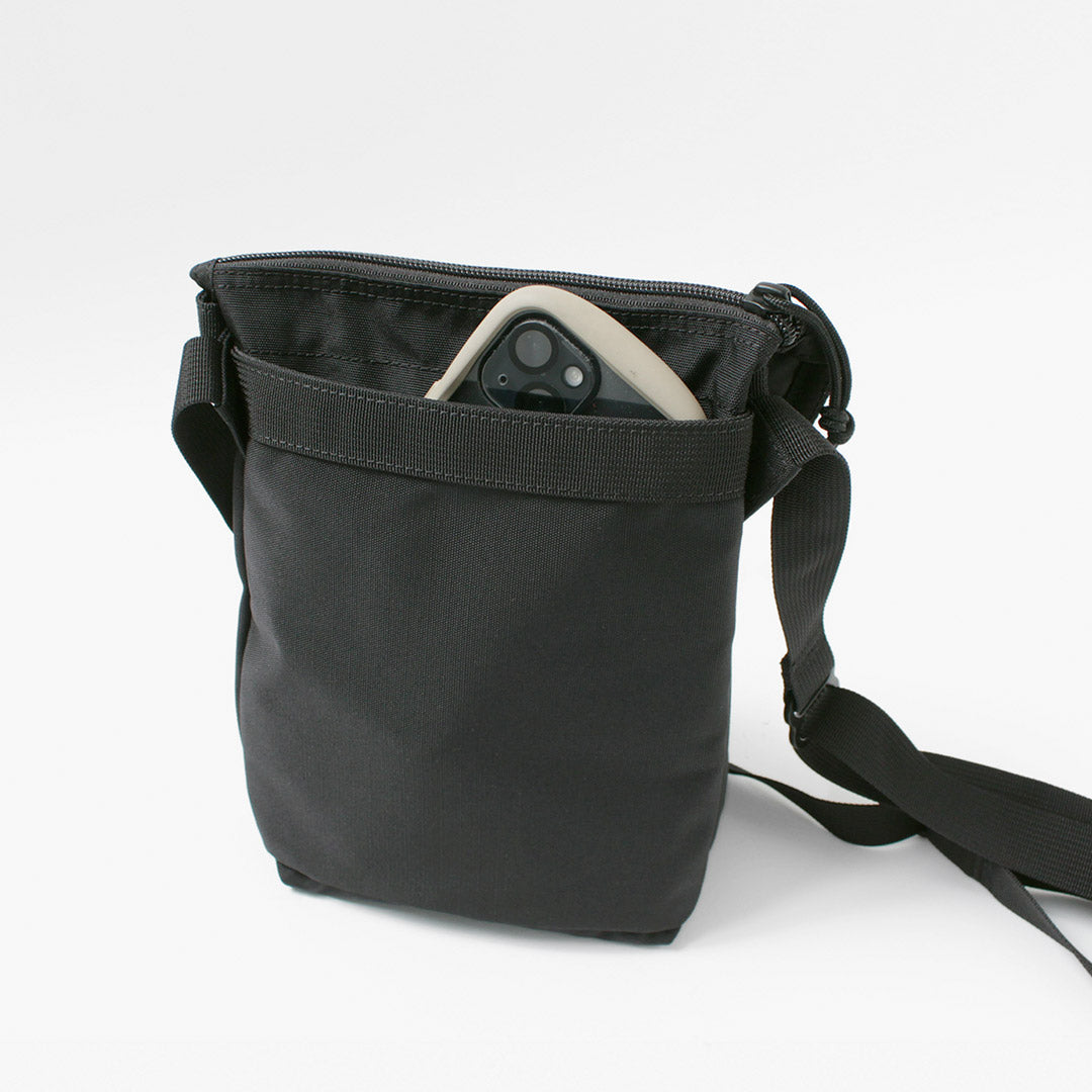 简报 / Jet 高肩包