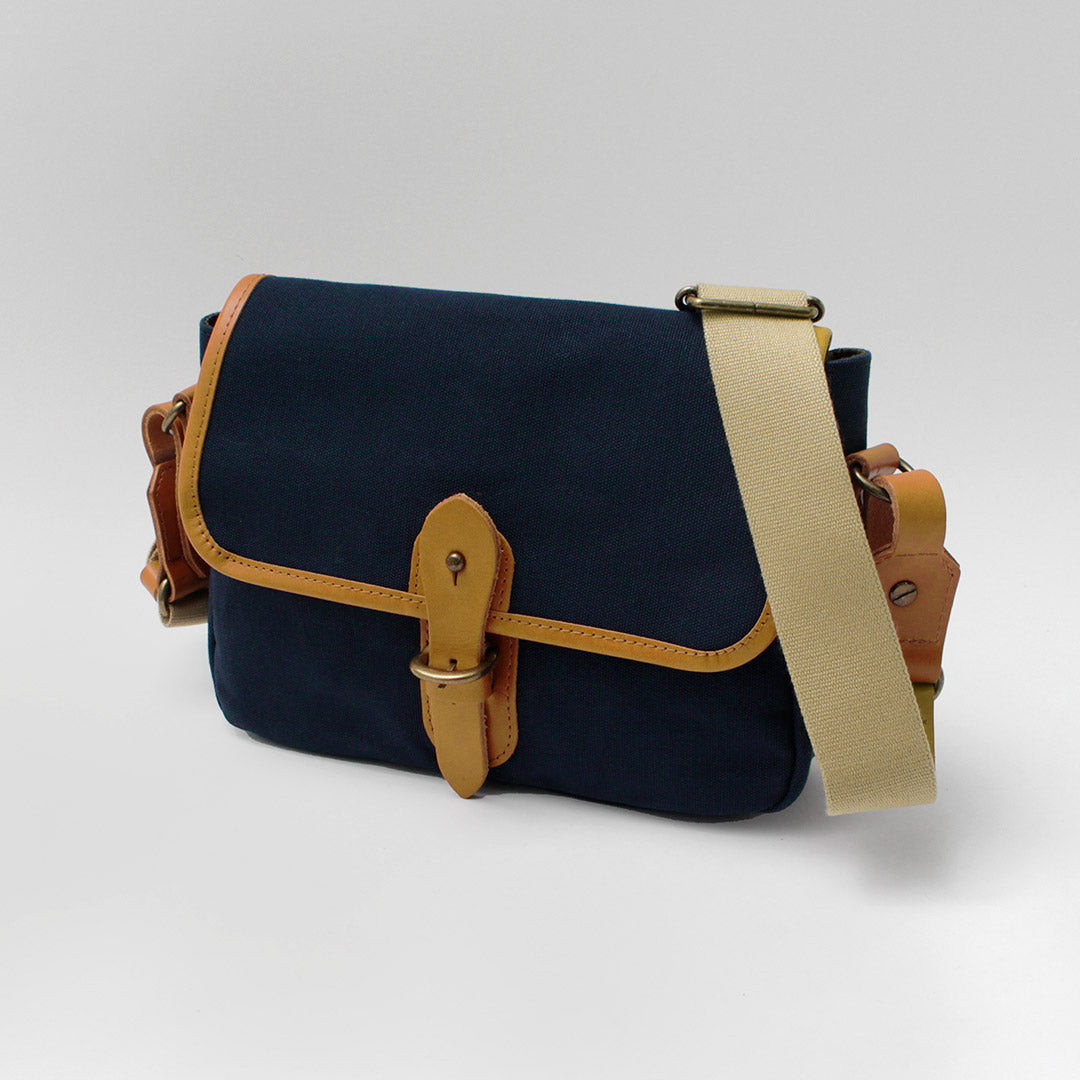 GRIPS × ROCOCO / Paraffin Satchel Bag M