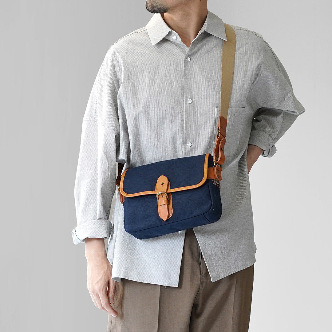 GRIPS × ROCOCO / Paraffin Satchel Bag M