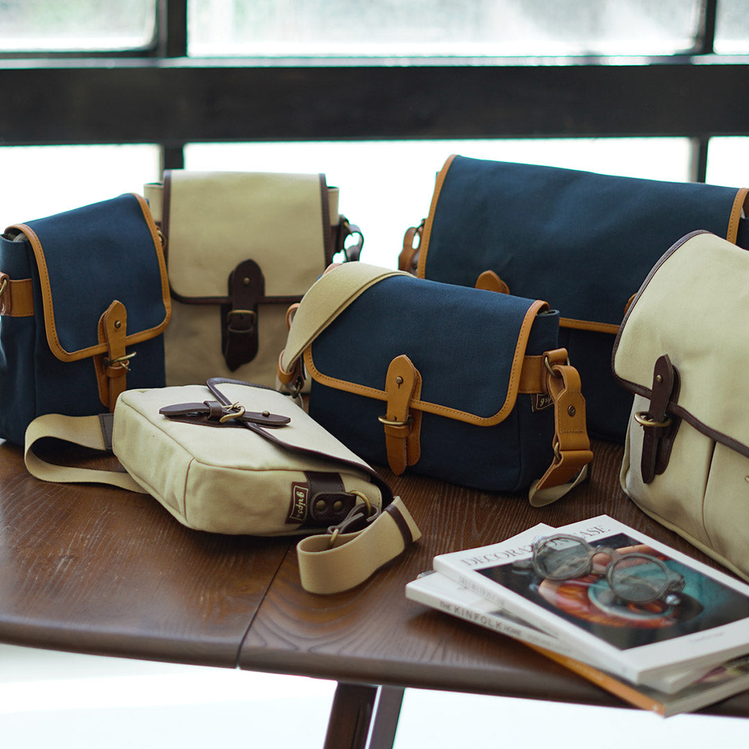 GRIPS × ROCOCO / Paraffin Satchel Bag L