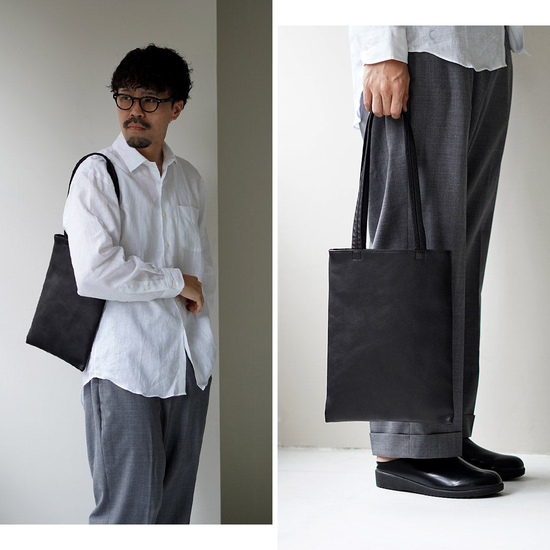MR.OLIVE / IMPERMA-LEATHER Flat Tote Bag M