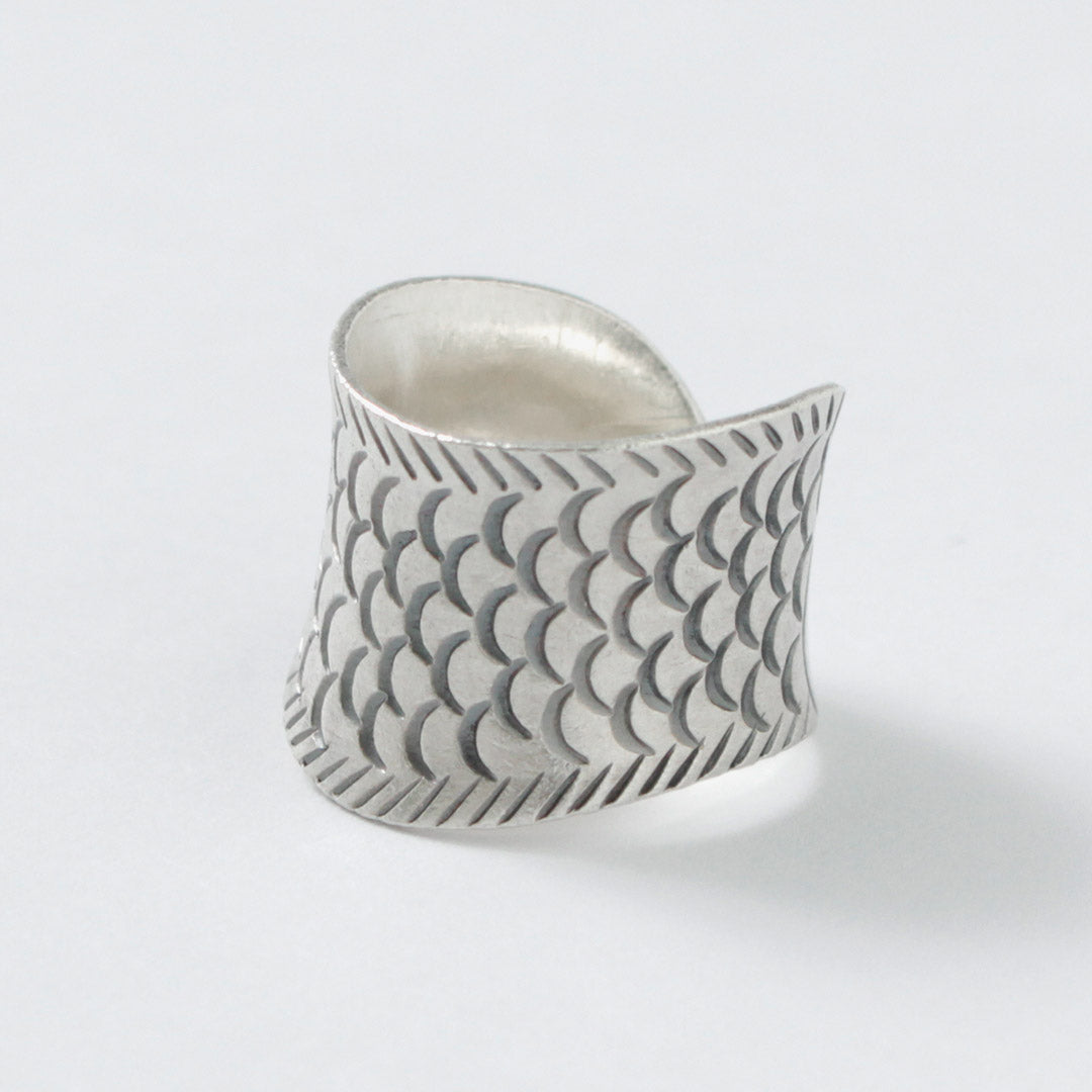 phaduA / Karen Silver Fish Ring