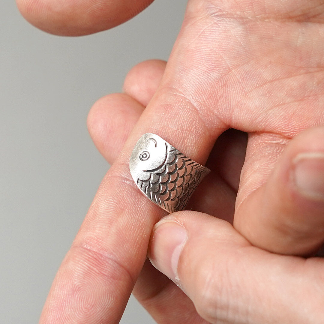 phaduA / Karen Silver Fish Ring