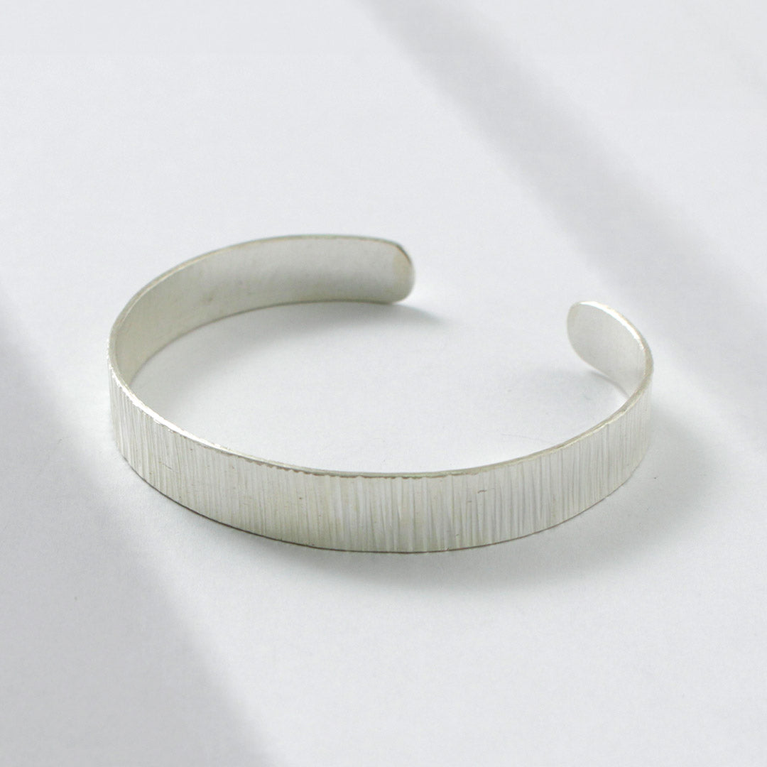 phaduA / Karen Silver Stripe Bangle