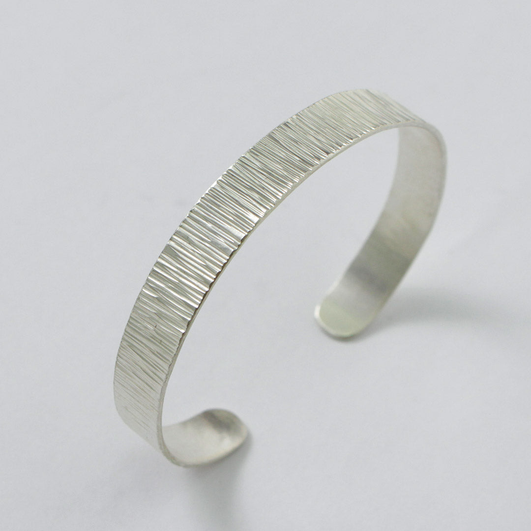 phaduA / Karen Silver Stripe Bangle