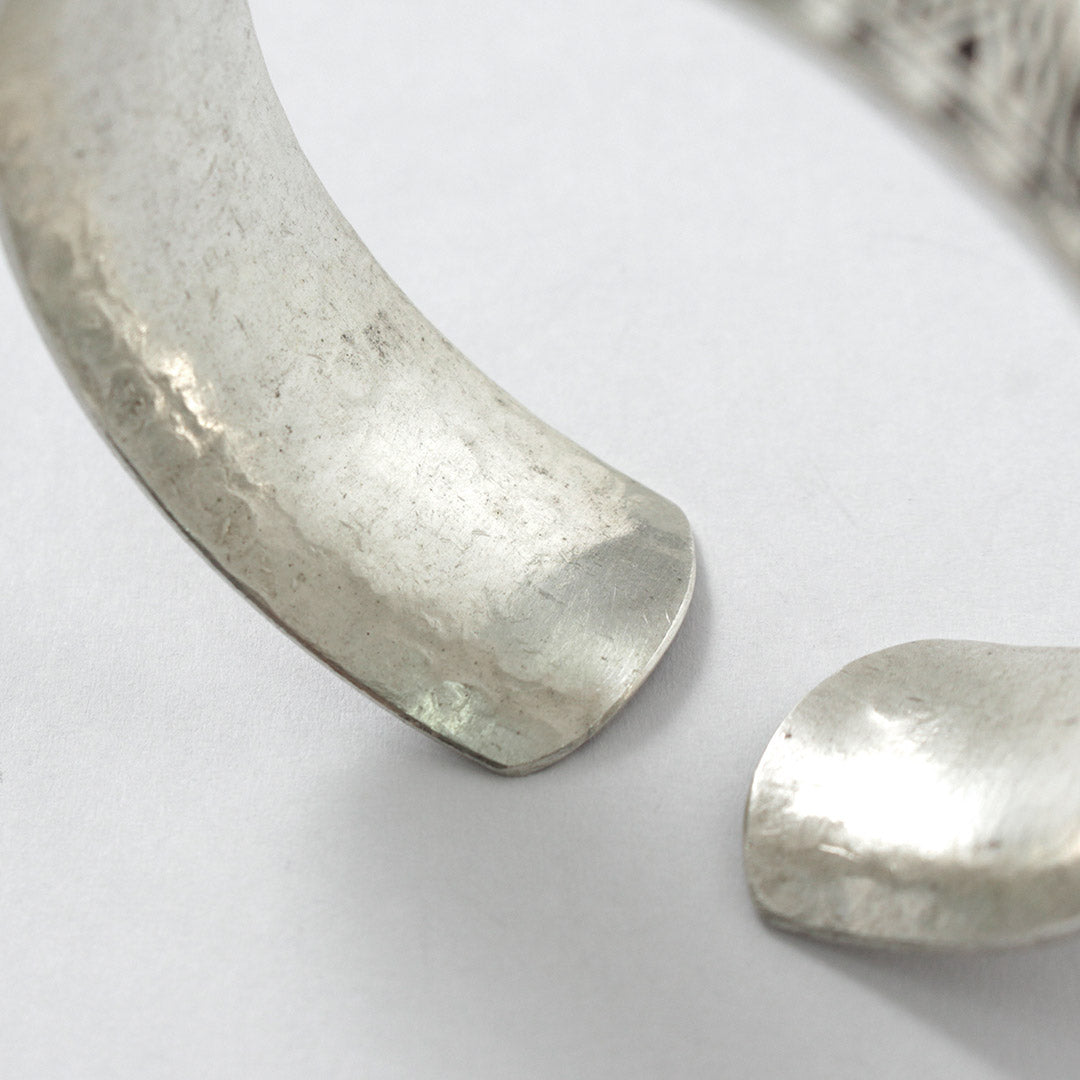 phaduA / Karen Silver Mountain Wide Bangle