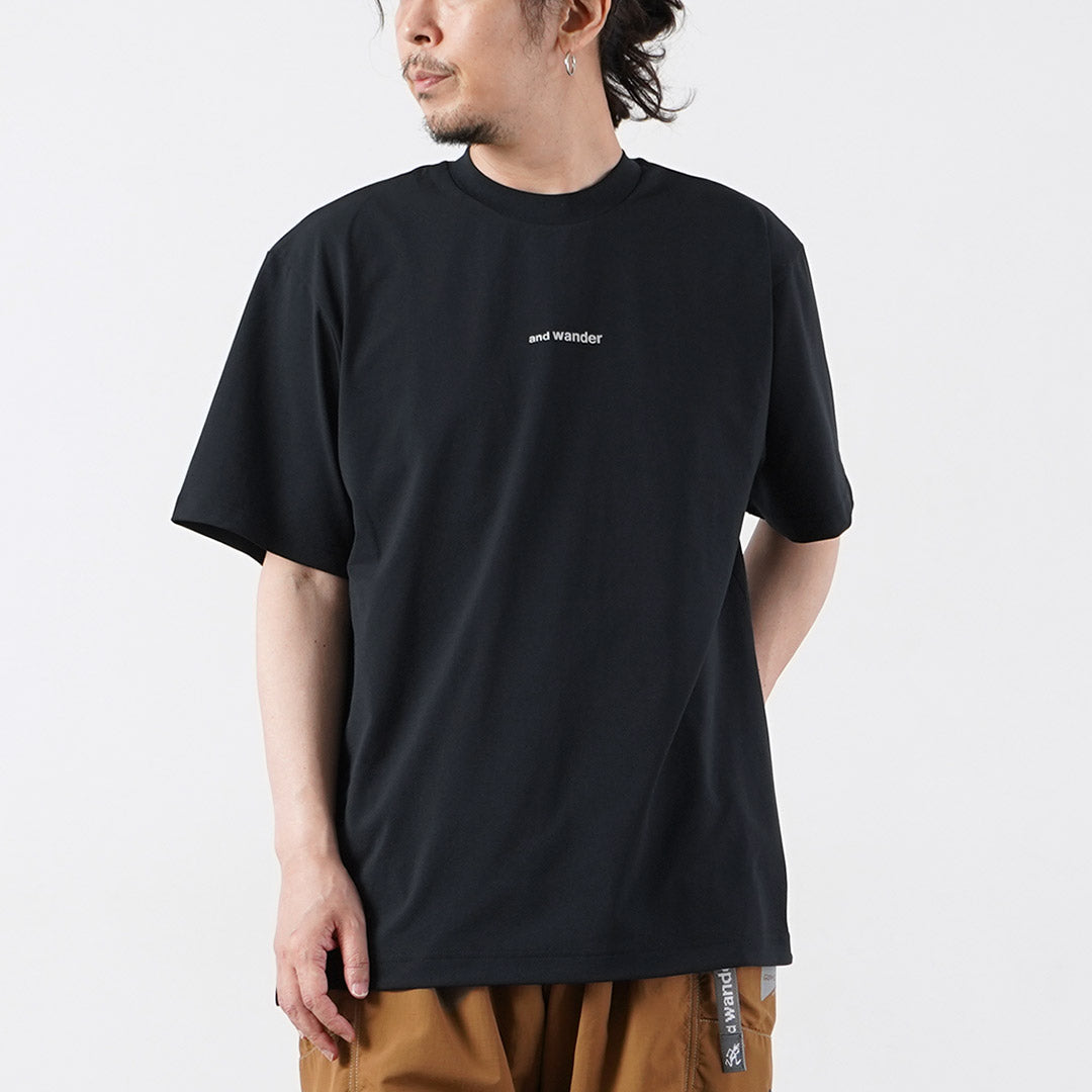 AND WANDER / 干网布 T 恤