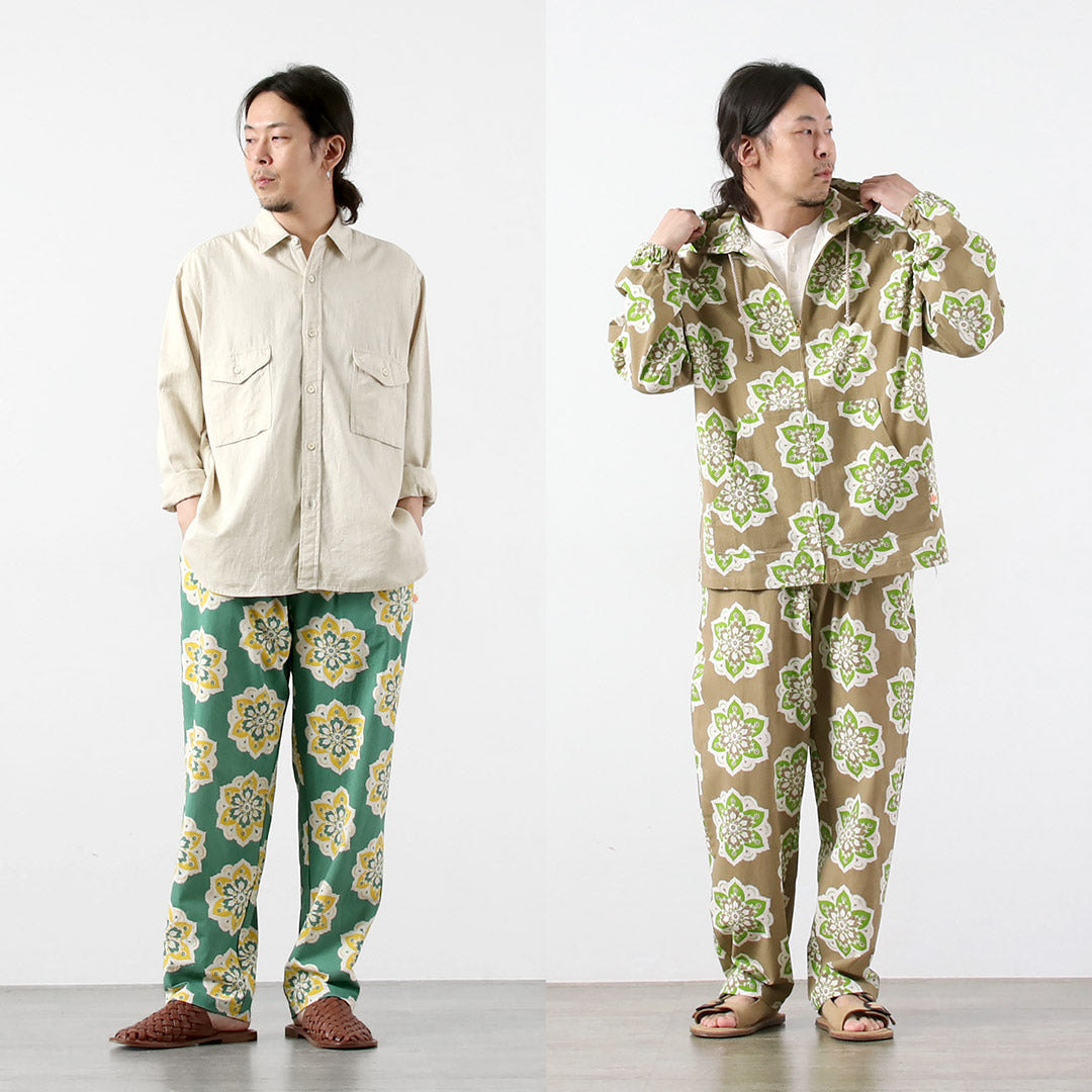TENGA UN DÍA AGRADECIDO / Pantalón amplio y sencillo con estampado de diseño redondo