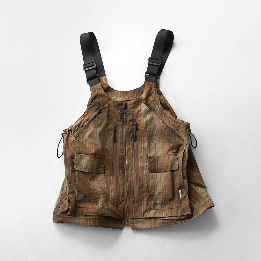 WHITE MOUNTAINEERING / 그립스와니 콜라보레이션 옴브레 체크 2-Way 기어 팩 조끼 4.0 숄더백
