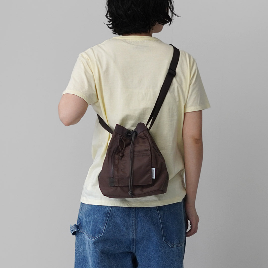 BRIEFING / Drawstring Shoulder Bag S